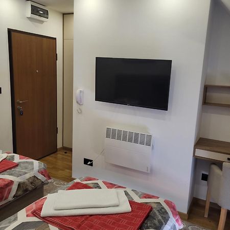 Lux Apartmani Bajova Cetinje Buitenkant foto